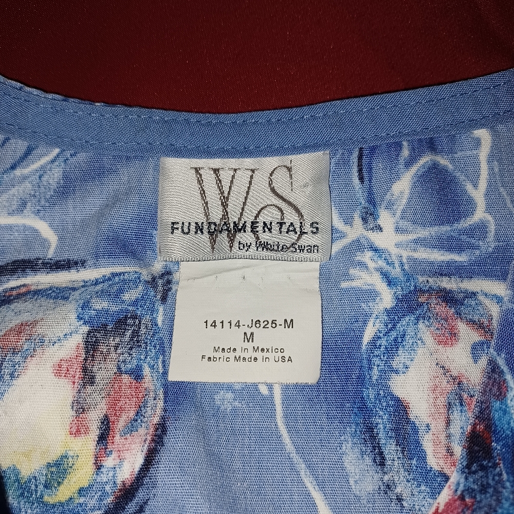 (3pc) Scrub Tops - Picture 10 of 10